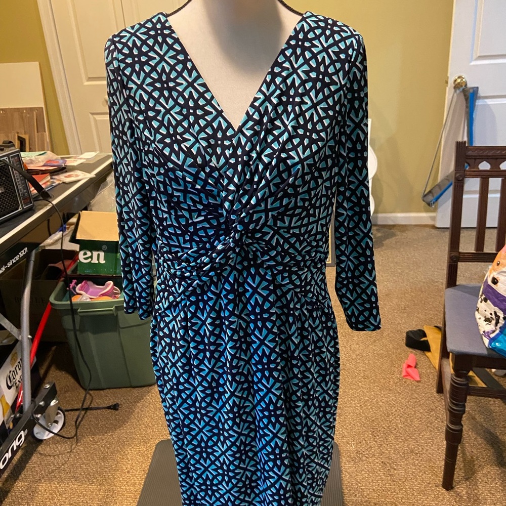 Size 16 Evan Picone Dress.  Print dress in navy, teal, and white.